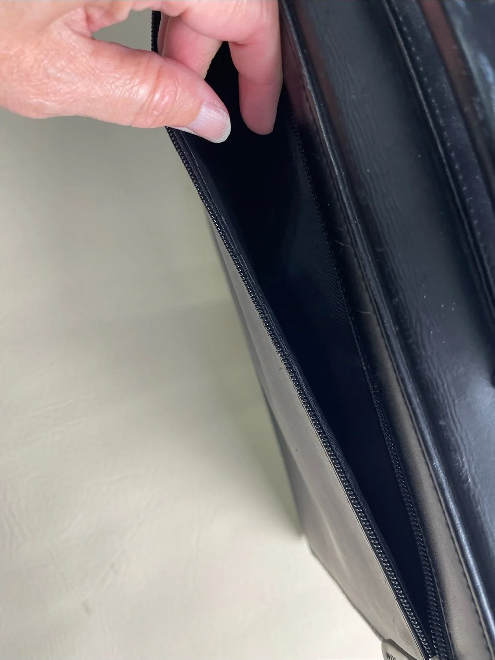 Stetson Genuine Italian Black Leather Laptop Bag